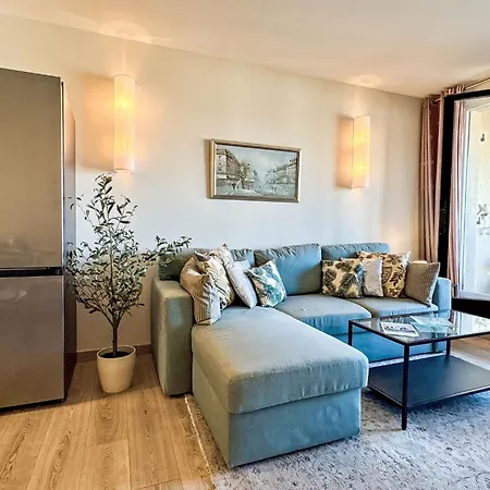 Les Cascadelles-10 By Interhome