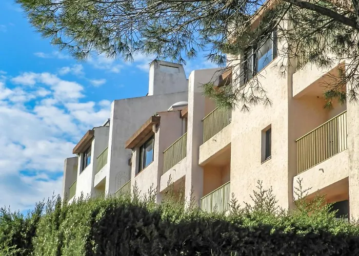 Les Cascadelles-10 By Interhome
